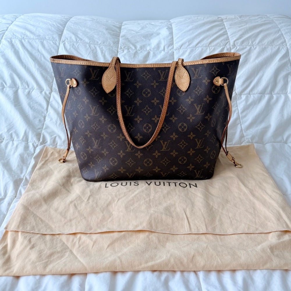 LOUIS VUITTON | Monogram Neverfull MM